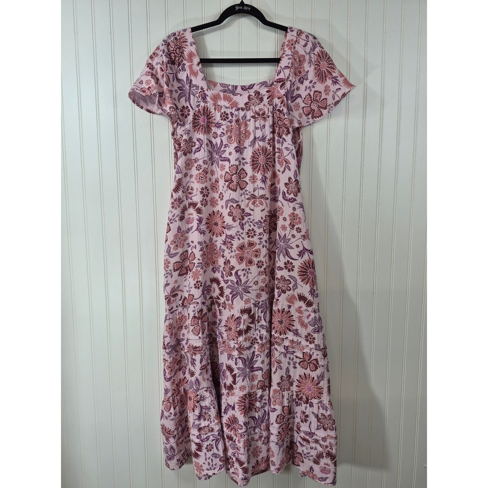 Pink Floral Scoop-Neck Maxi Dress with Short Sleeves - Picture 2 of 9